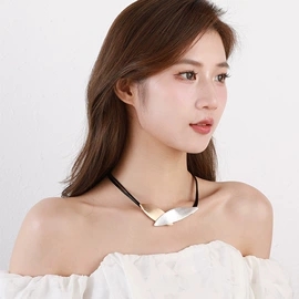 项链;毛衣链;吊坠