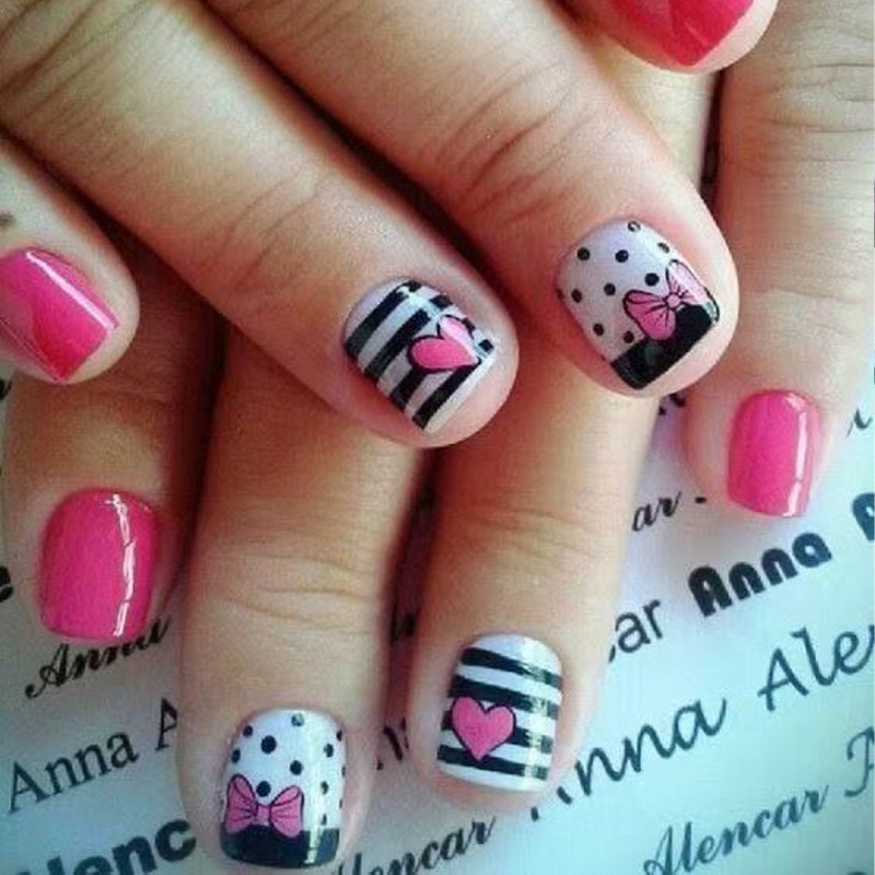 Valentine's Day Black and White Striped Polka Dot Pink Heart Bow Design Short Square Wearable Nail Art Nail Tips
