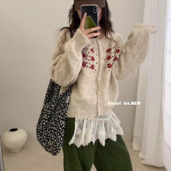 韩系穿搭早秋温柔碎花毛衣外套女秋冬外穿宽松慵懒针织开衫上衣