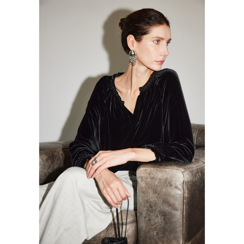 Silk Velvet Top for Women 2026 Autumn and Winter New Pullover V Neck Loose Casual Long-Sleeved Mulberry Silk Velvet Shirt