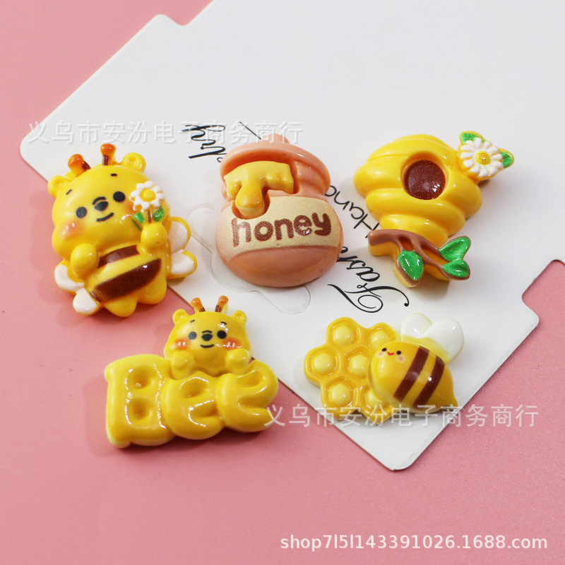 Cute Winnie the Bee Creative Handmade DIY Cream Glue Phone Case Keychain Shoe Flower Resin Accessories Wholesale