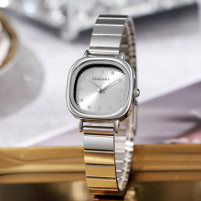 sneŮ߼ŮʿֱˮСʯӢ羳l