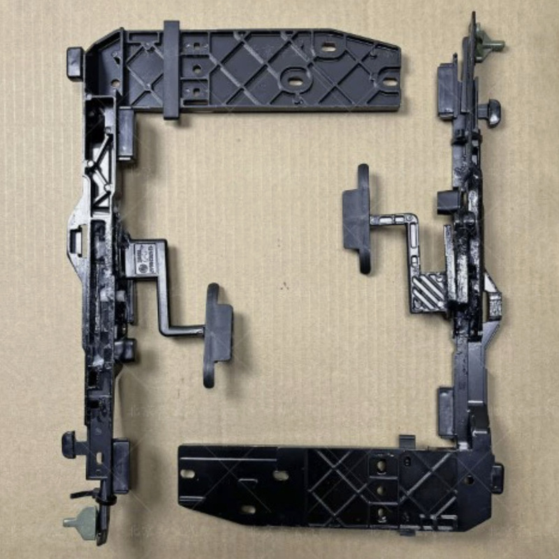 1267801512 is a repair kit for the sunroof frame glass bracket, suitable for Mercedes-Benz models including the GW463, G500, G55, and G63 1267801512 is a repair kit for the sunroof frame glass bracket, suitable for Mercedes-Benz models including the GW463, G500, G55, and G63