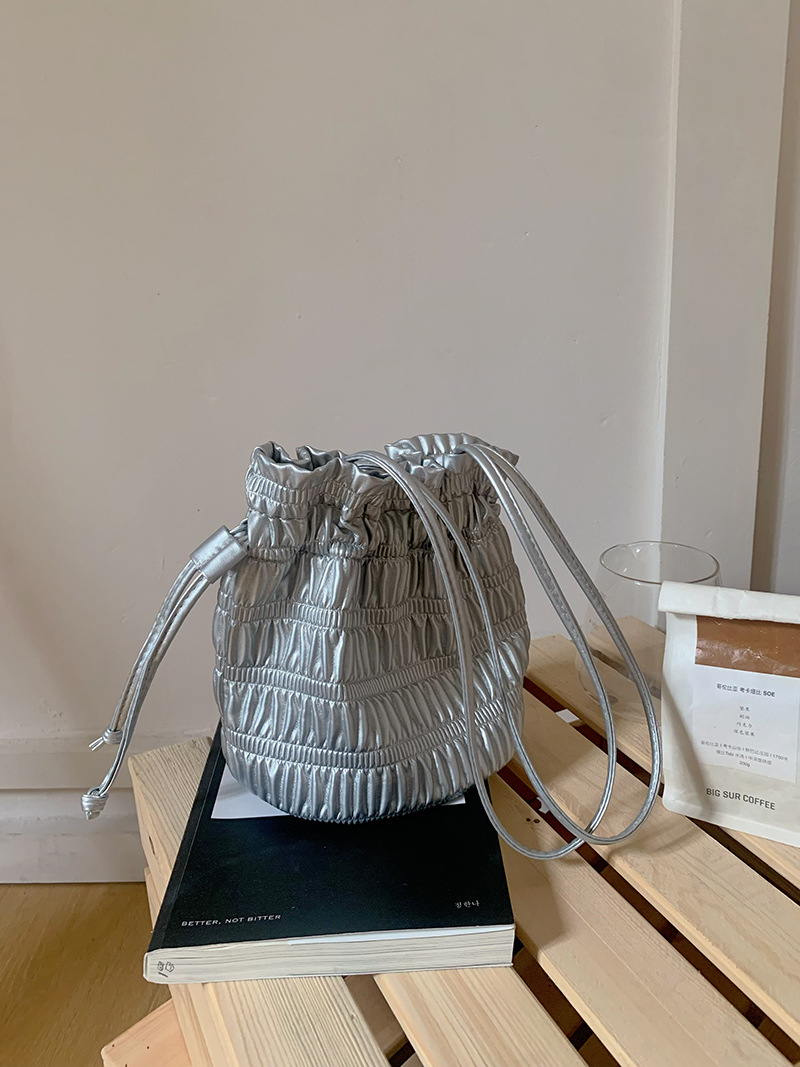 Korean INS niche design, gentle soft leather pleated drawstring bucket bag, one shoulder fashionable texture, silver_voghion.com