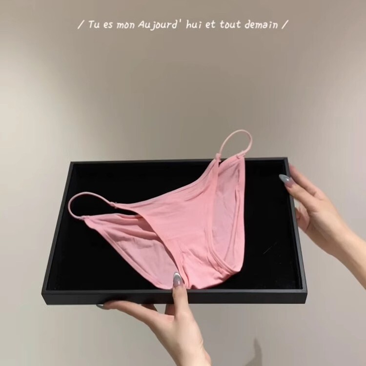 Hot Girl Bikini Thin Strap Low Waist Soft Cotton Sexy Pure Desire Underwear Women's Simple Skin White Ballet High Slit Briefs