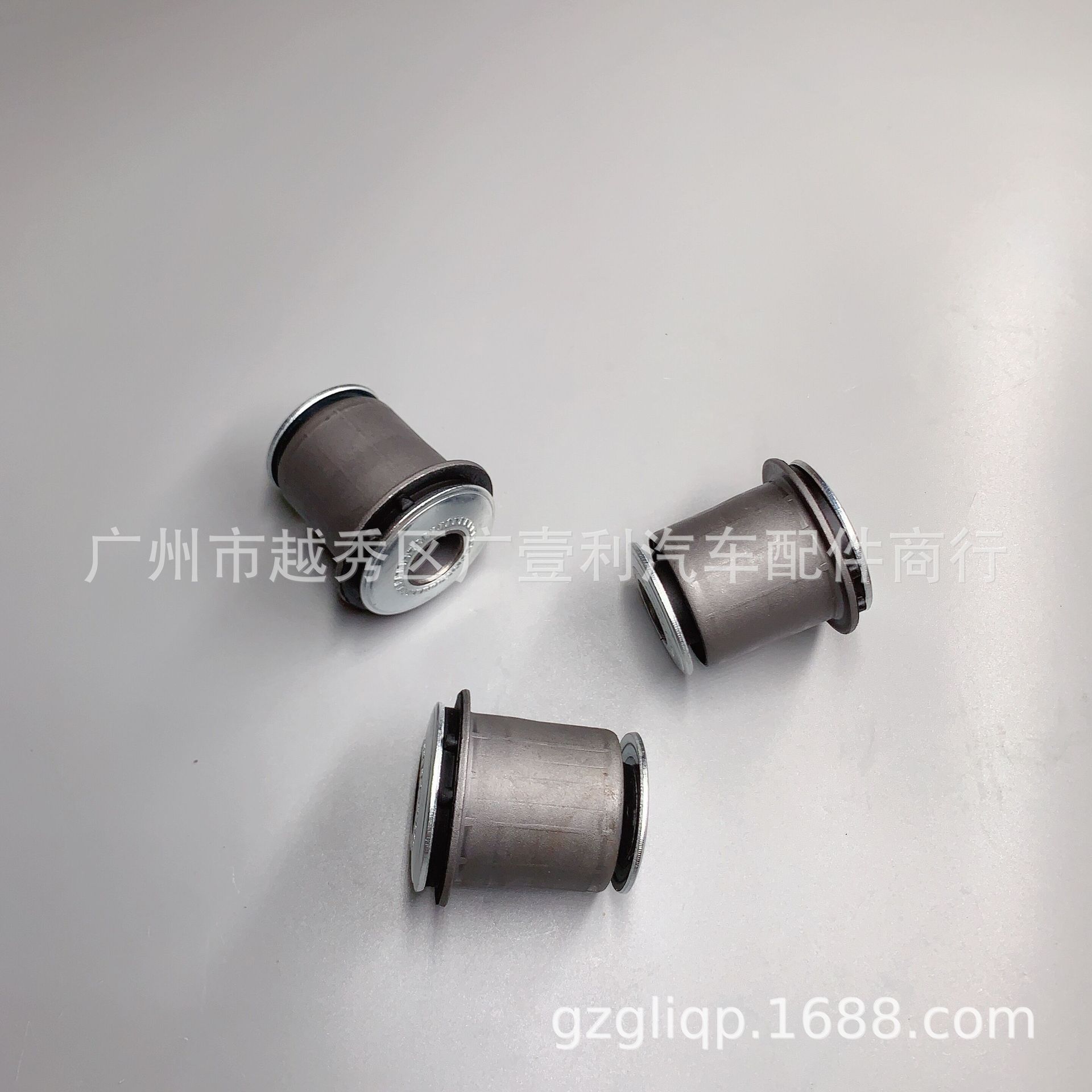 Applicable to 48061-35040 48061-35050 3400 VZJ95 lower suspension rubber sleeve