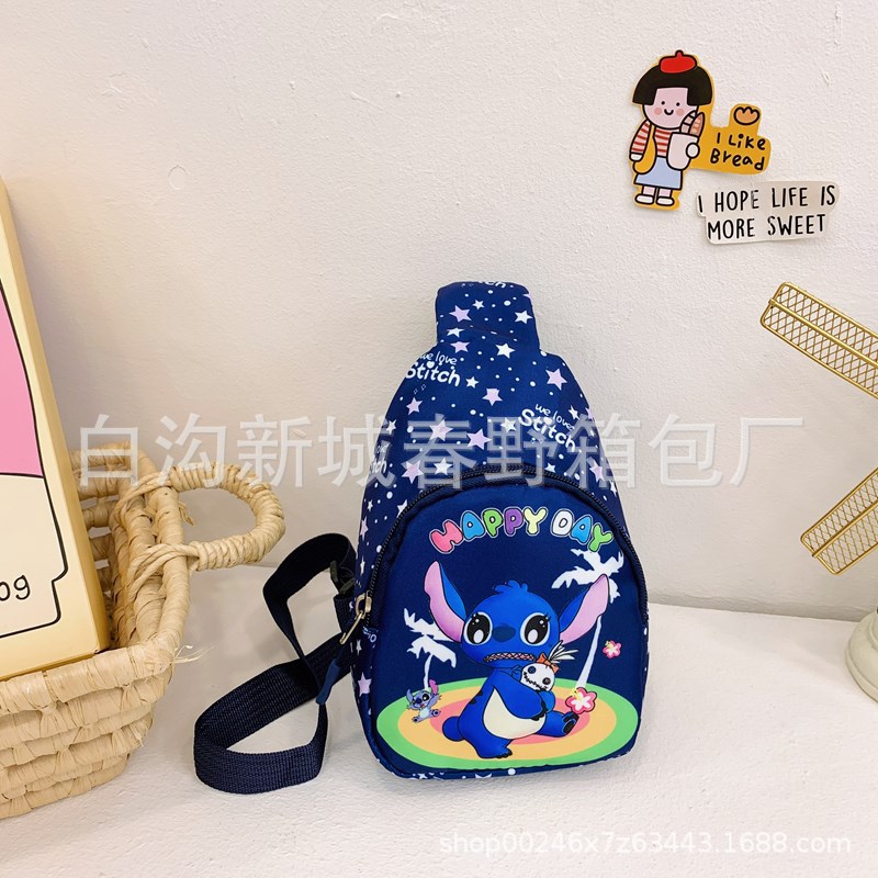 진한 파란색 소년