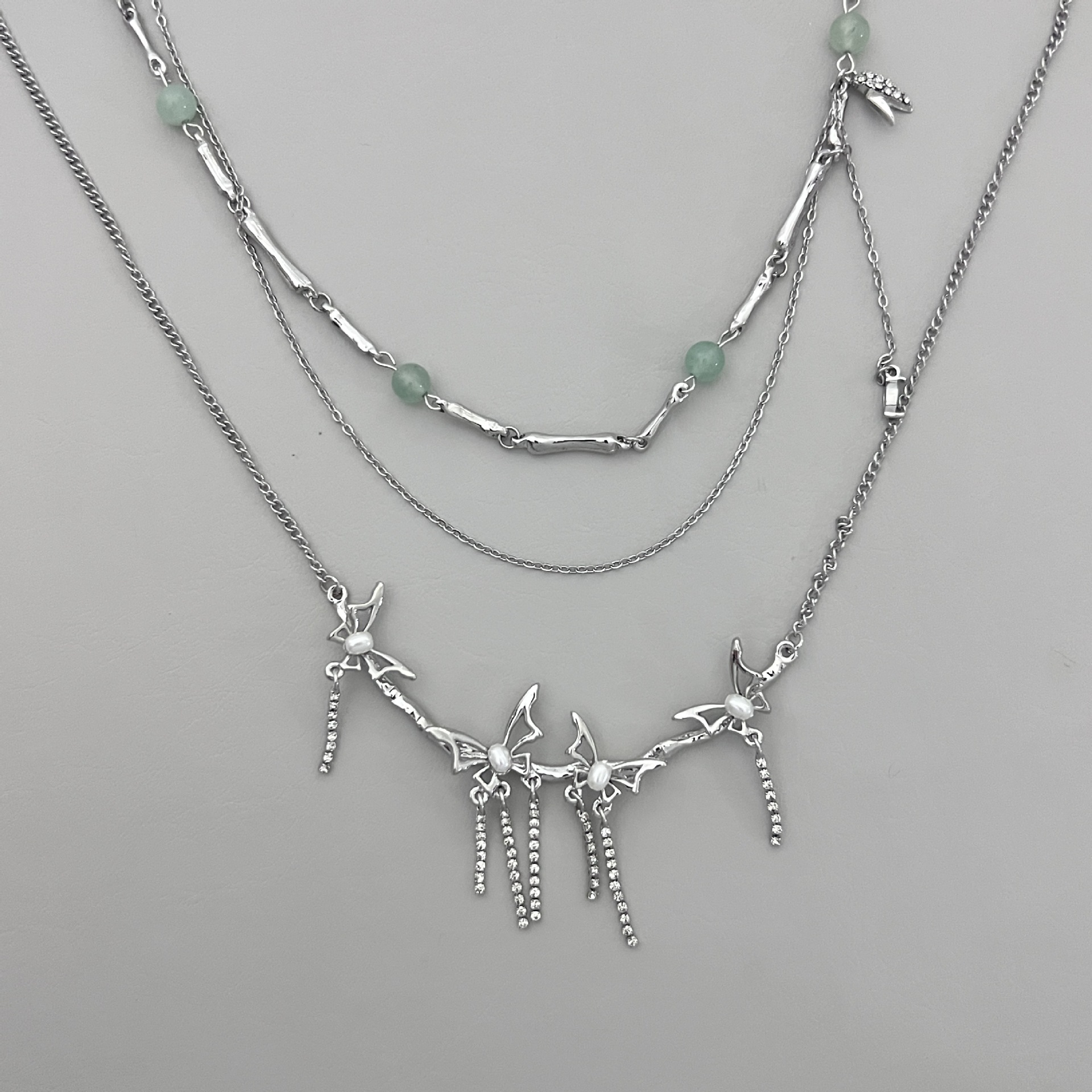 1 Stück Mode Wassertropfen Schmetterling Legierung Inlay Künstliche Perlen Frau Halskette display picture 1