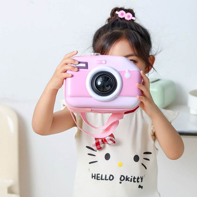 Bolso infantil bolso de cámara de dibujos animados 2025 nuevo bolso estereoscópico de pecho para niños puede brillar nuevo bolso de niña