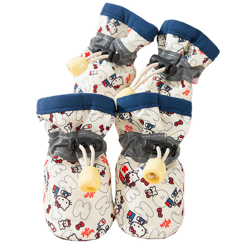 Cute printed puppy shoes for small dogs that won’t fall off their feet. Autumn thin indoor dog foot covers to keep warm in autumn.
