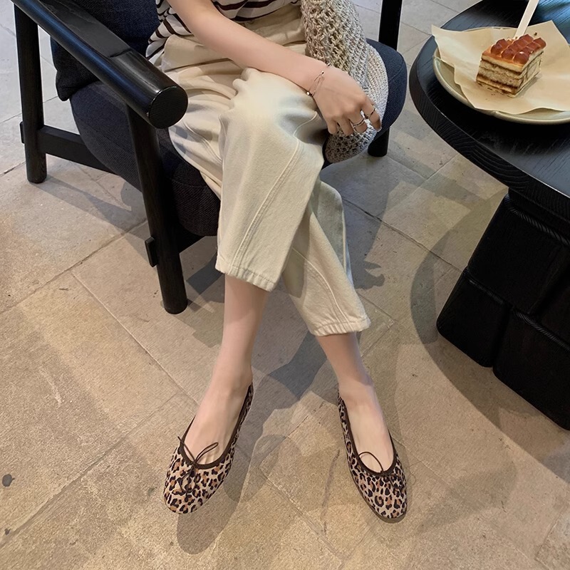 香港奶奶鞋女平底软皮2025新款一脚蹬两穿豆豆鞋春秋软底真皮单鞋|undefined