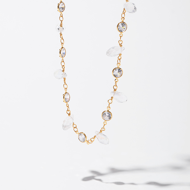 Daily Occasion Artificial Crystal, Copper Material Shiny Geometric 18K Gold Plated Artificial Crystal Copper Wholesale Necklace