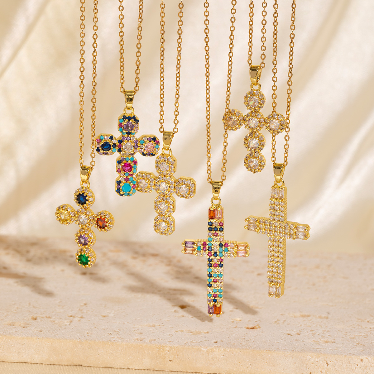 8g Weight Copper Pendant Material Zircon Inlay Material Pendant Necklace Classification Copper Chain Material Copper Plating Cross Zircon Pendant Necklace