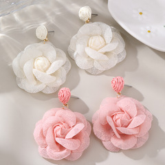EZ5546国境を越えた欧米の手作りの花のピアス