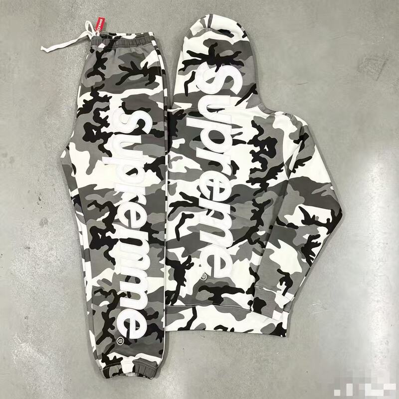 In-Stock Supreme 26Fw Stain Applique Hooded Satin Patch Hoodie Sweatshirt and Sweatpants In-Stock Supreme 26Fw Stain Applique Hooded Satin Patch Hoodie Sweatshirt and Sweatpants