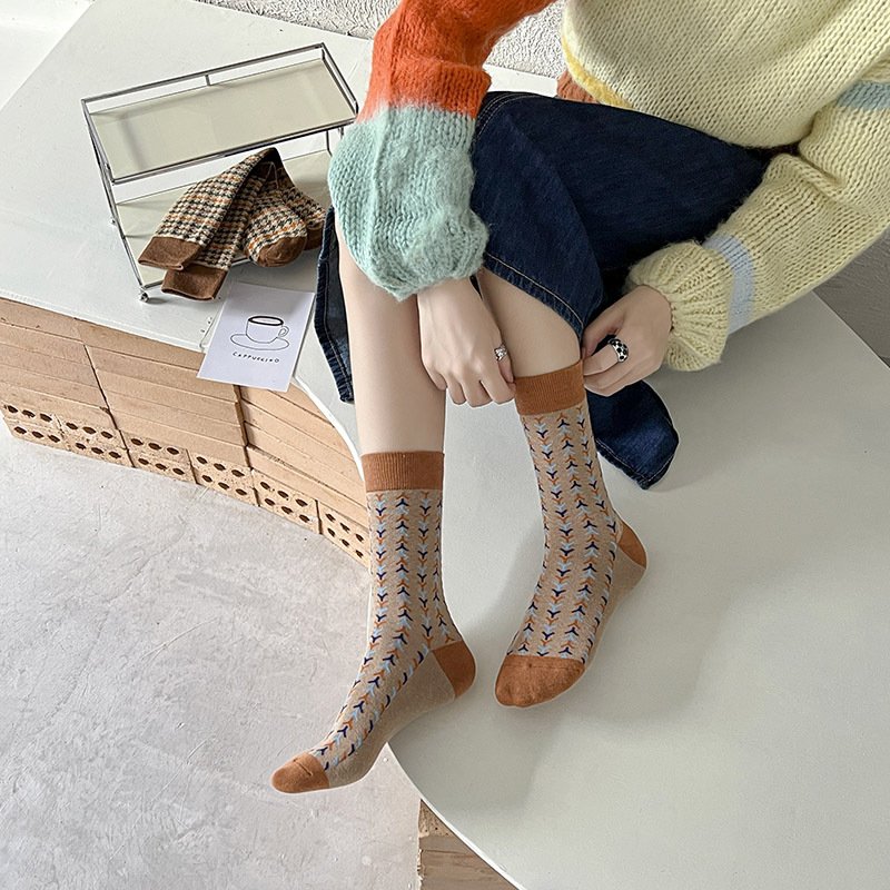 55g Weight Socks Classification Socks Lingerie Type Cotton Fabric Type A Pair Quantity Daily Occasion Comfort Function Multicolor Pattern Autumn&Winter Season Women's Gender Vacation, Simple Style Style Women's Vacation Simple Style Multicolor Cotton Crew Socks A Pair 18
