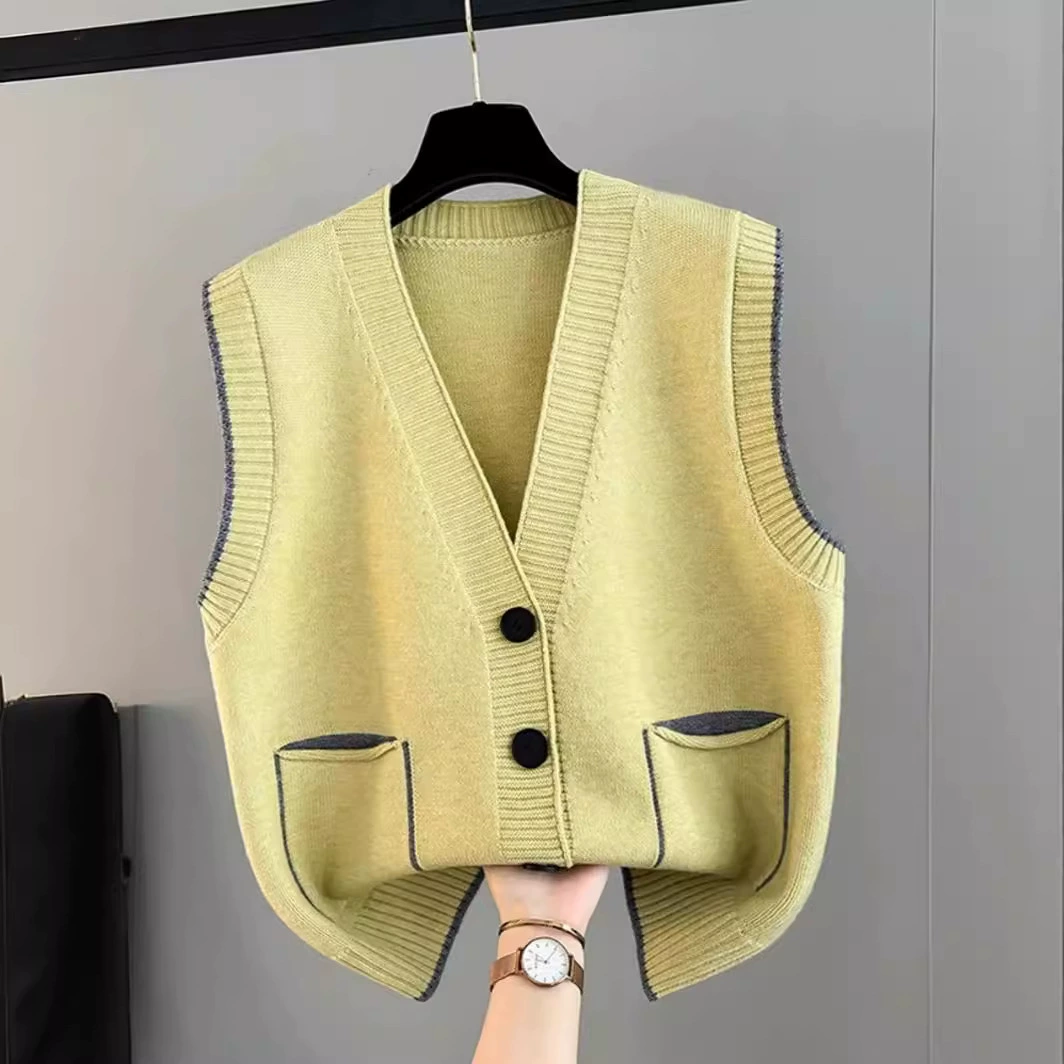 Жилет женский весной и осенью 2024 новая корейская версия V-образного воротника однобортный свободный свитер без рукавов жилет женский