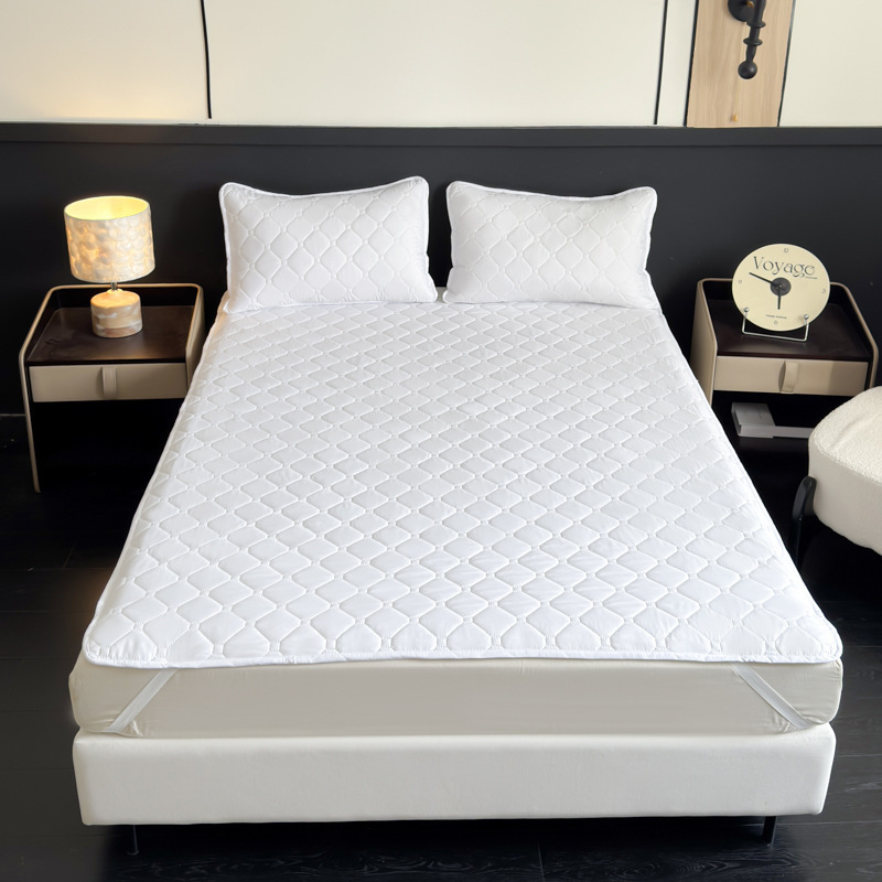 Waterproof and Dirt-Resistant Mattress Pad, Quilted Mattress Topper, Soft Cushion, Simmons Protective Cover, Non-Slip Bed Cover for Hotels, Guesthouses, and Apartments Waterproof and Dirt-Resistant Mattress Pad, Quilted Mattress Topper, Soft Cushion, Simmons Protective Cover, Non-Slip Bed Cover for Hotels, Guesthouses, and Apartments