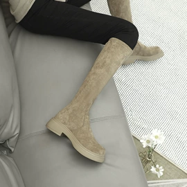 女式皮靴;厚底凉鞋;女式时装单鞋