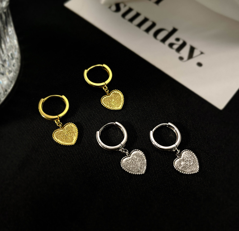 1 Pair Quantity Daily Occasion Copper Material Heart Shape Pattern 1 Pair Modern Style Heart Shape Copper Plating Drop Earrings