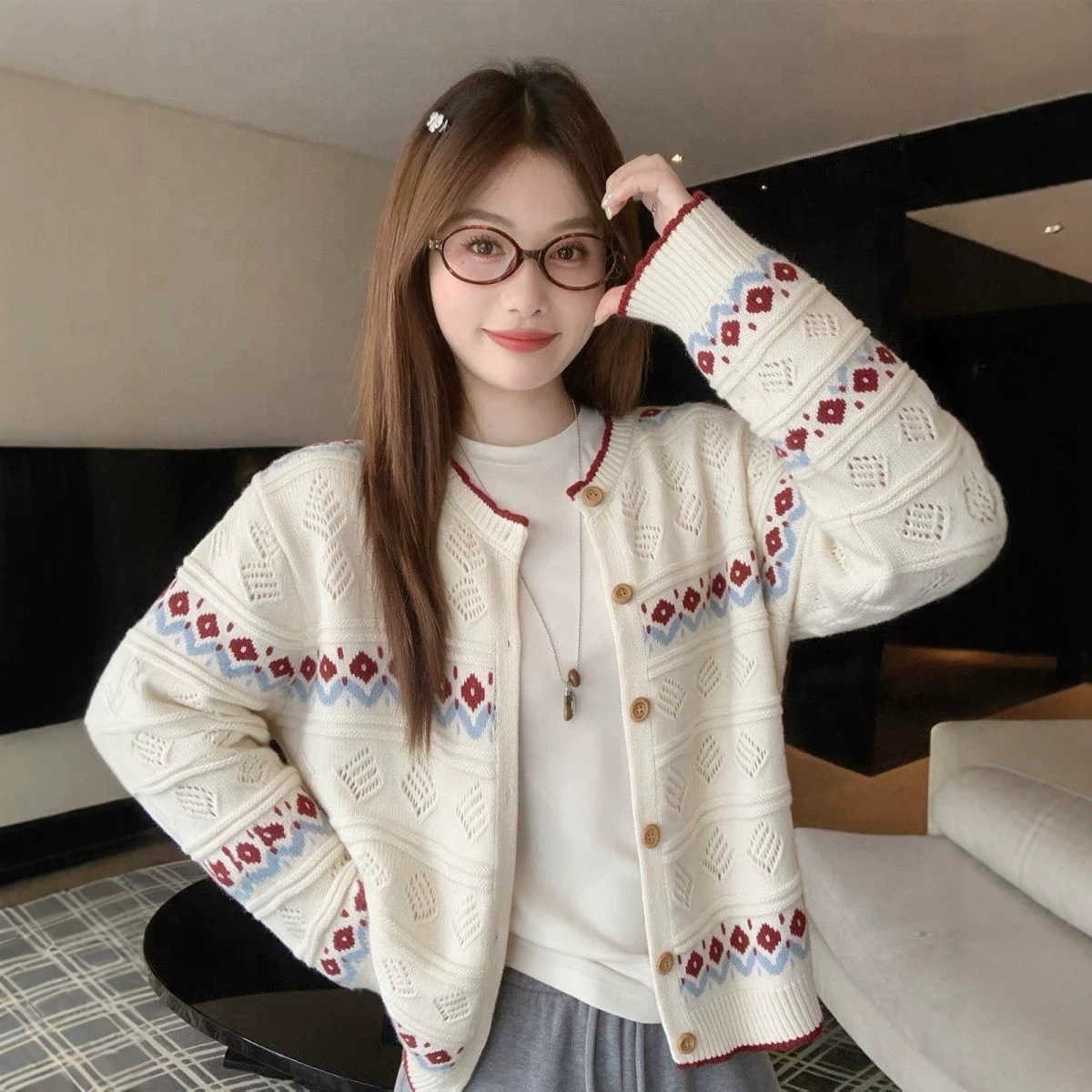 여성 라운드넥 자카드 니트 가디건 배색 테두리 빈티지 루즈핏 긴팔 스웨터