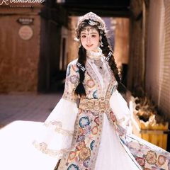 新疆の新しいウイグルプリンセスエスニックガール旅行写真雲南大理麗江写真撮影衣装
