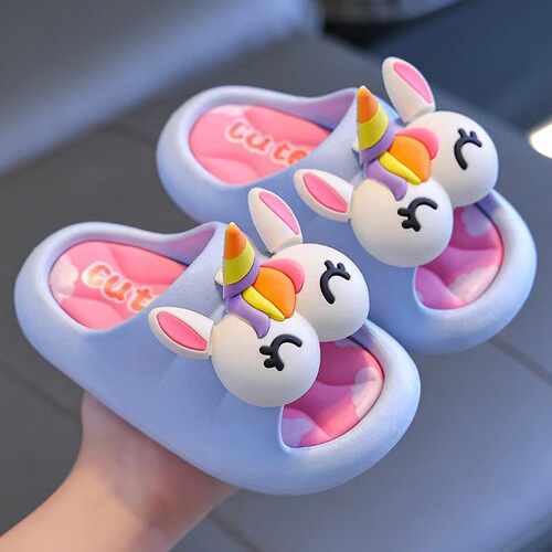 New Children's Slipper with Poop Sensation, Cute Cartoon Design for Summer, Non-Slip Indoor Shower Slippers with Soft Sole, Wholesale