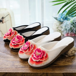 Slippers Summer New Embroidered Flower Flat Fat Feet Wide Feet Embroidered Cloth Shoes Outer Wear Women's Cloth Shoes