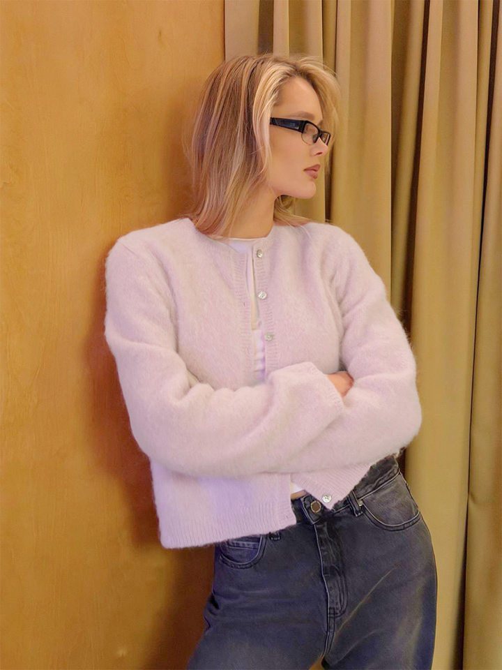 Áo khoác cardigan len nữ dáng rộng một hàng cúc, chất liệu dệt kim mềm mại, phong cách thanh lịch — Màu hồng nhạt (hàng có sẵn), Màu xanh lá cây (có hàng), Màu xanh ô liu (đốm), Màu xanh đậm (Còn hàng) chi tiết 14