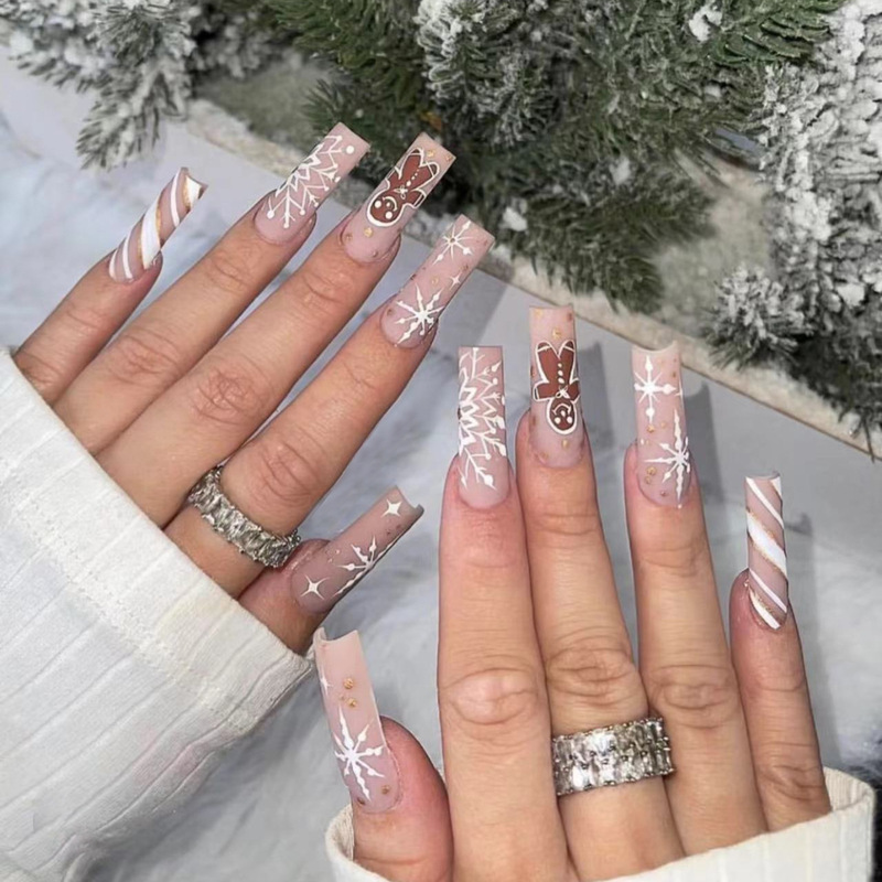 Winter rectangular frosted wear nail piece snowflake snowman gold pink striped design Christmas foreign trade fake nail piece Winter rectangular frosted wear nail piece snowflake snowman gold pink striped design Christmas foreign trade fake nail piece