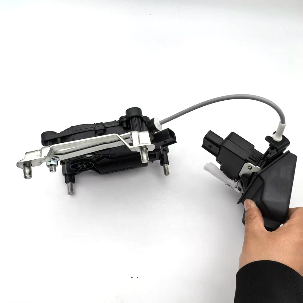 81230D3100 Is Suitable for Hyundai Tucson Kia Sports Trunk Tailgate Electric Door Lock Actuator