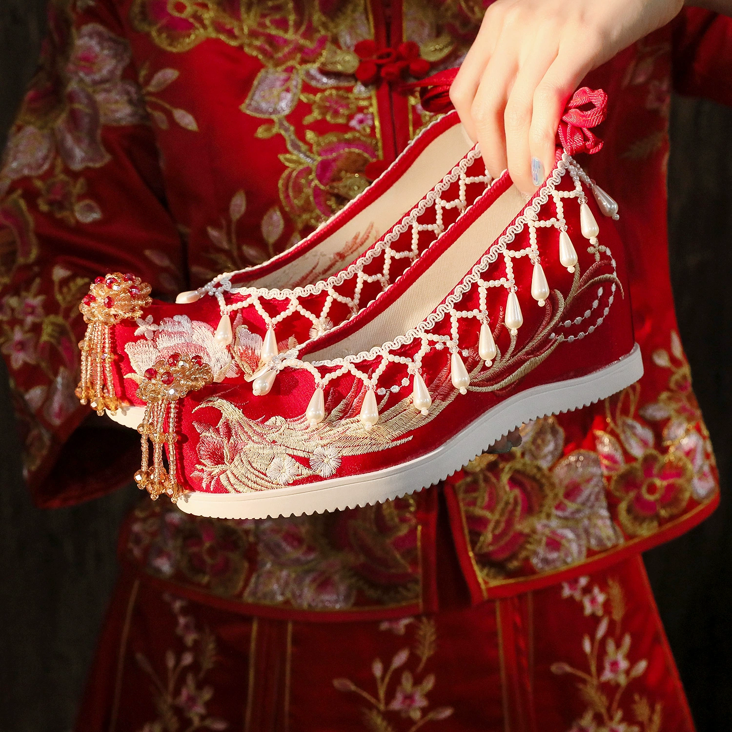 Fenglaiyi весна и осень новая обувь ханьфу с кисточками антикварная обувь с вышивкой Свадебная обувь Xiuhe невесты китайский стиль Внутренняя высота Тканевая обувь