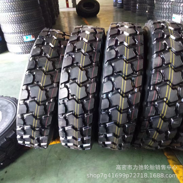 13R22.5真空胎批发汽车轮胎矿山花纹加深大载抗压厂家直供13r22.5