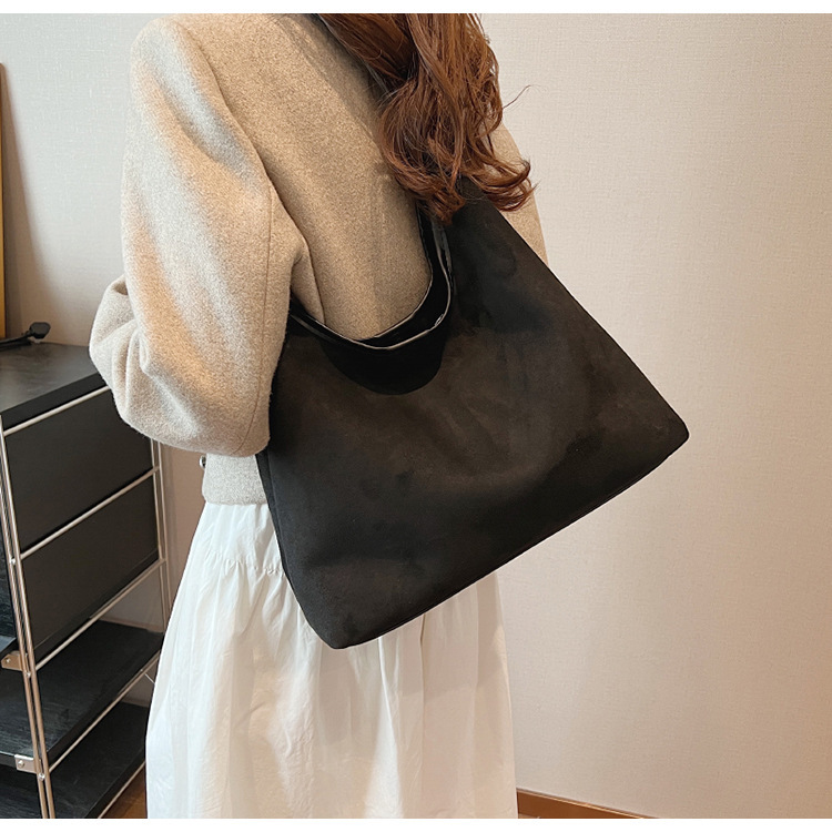 Borsa a tracolla donna retro in velluto effetto camoscio_voghion.com