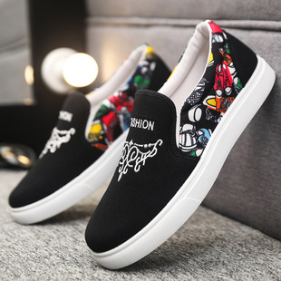 �ļ��¿�Ь�������e�ٴ�һ�_�ő���Ь��ʿ͸�ⷫ��Ь�������eЬ��