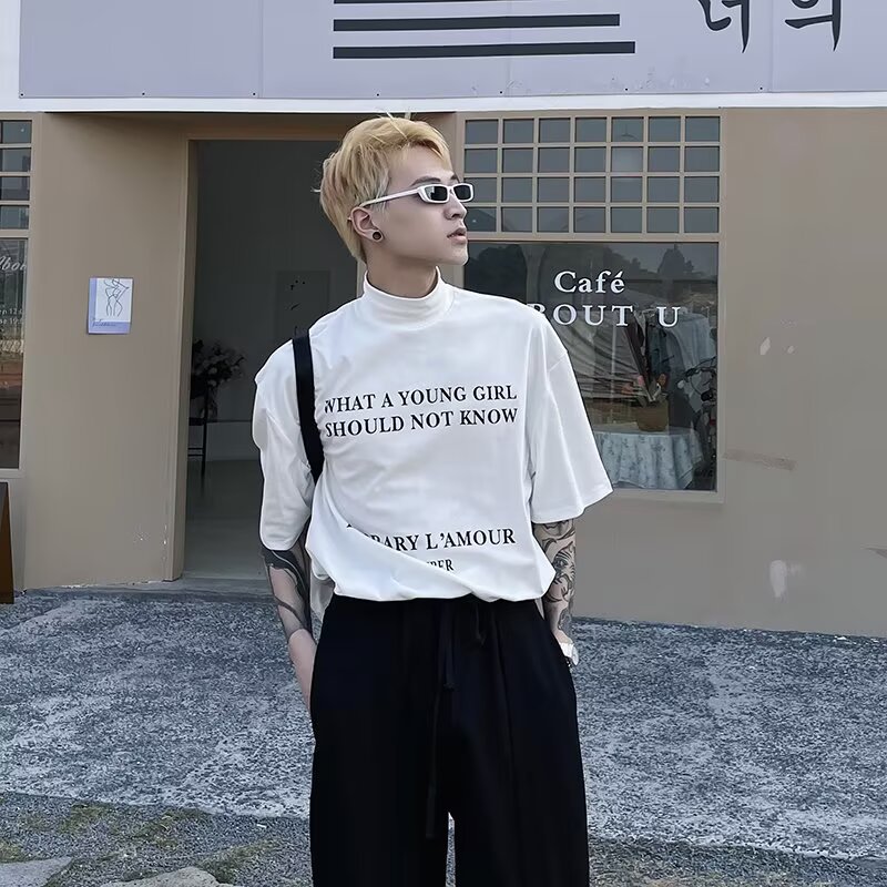 하얀색