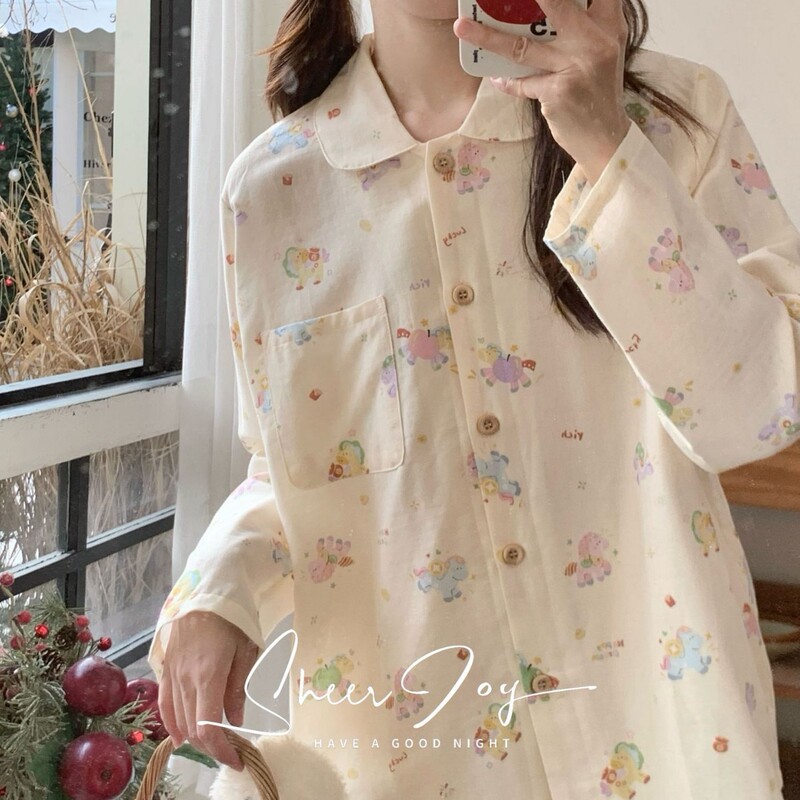 Xiaohongshu Christmas and New Year Edition 100% Cotton Double Layer Gauze Red Homewear Special Price Cartoon Series Xiaohongshu Christmas and New Year Edition 100% Cotton Double Layer Gauze Red Homewear Special Price Cartoon Series