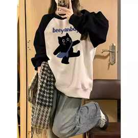 圆领撞色插肩小猫oversize加绒卫衣女秋冬2025新款爆款春秋女上衣