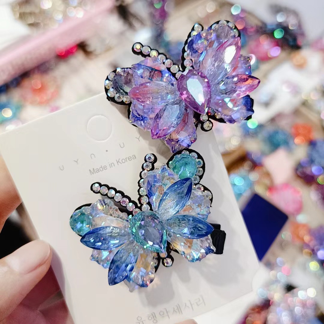 Classic Style Butterfly Crystal Diamond Hair Clip display picture 1