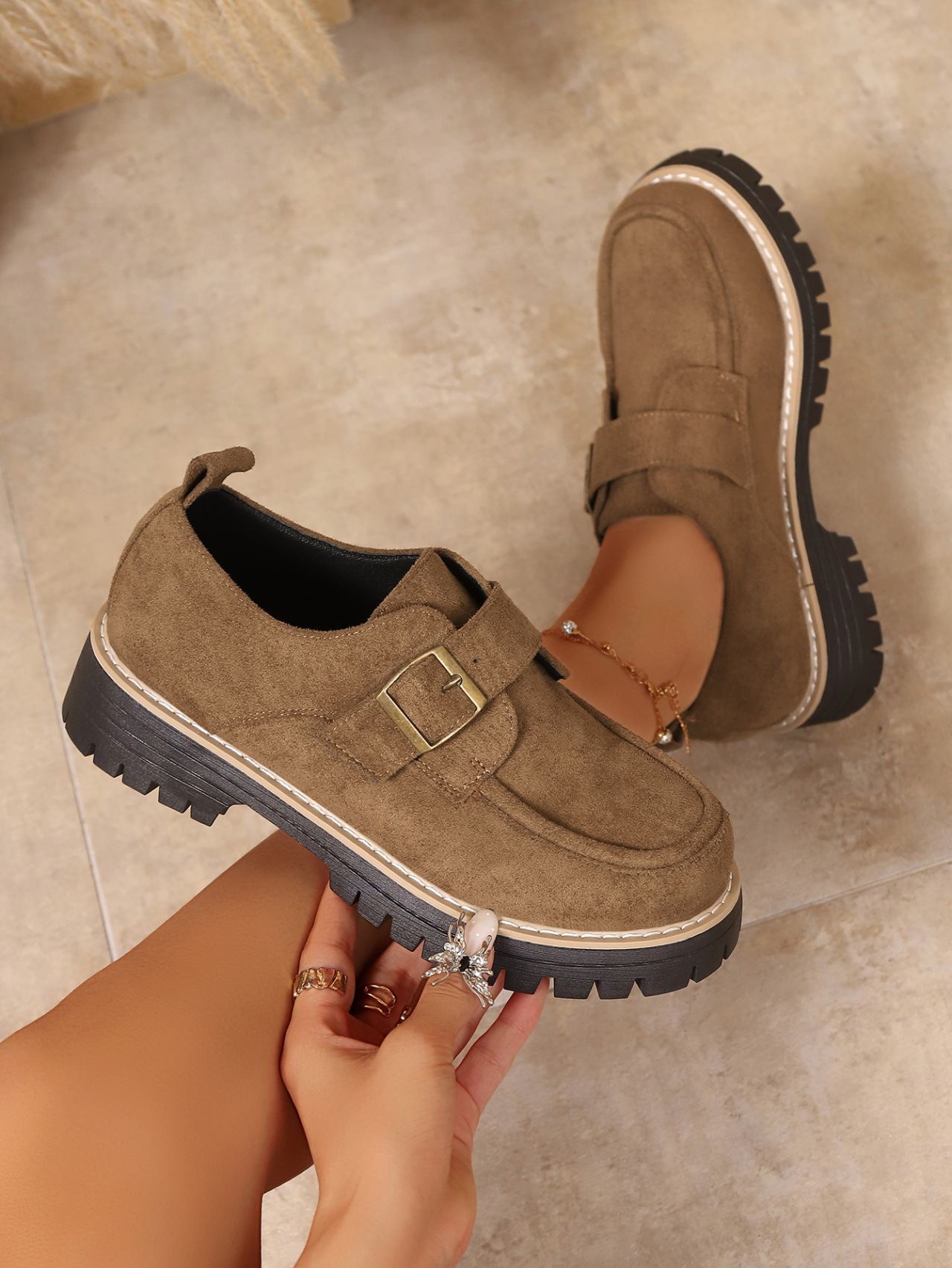 Damen Loafer Mit Blockabsatz Und Schnalle Im Britischen Stil_voghion.com