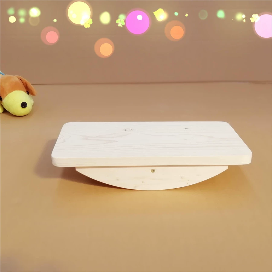 Весы-балансир для детского сада из массива дерева