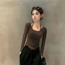 新款秋冬咖色长袖恤女挂脖不规则下摆短款正肩螺纹薄款上衣
