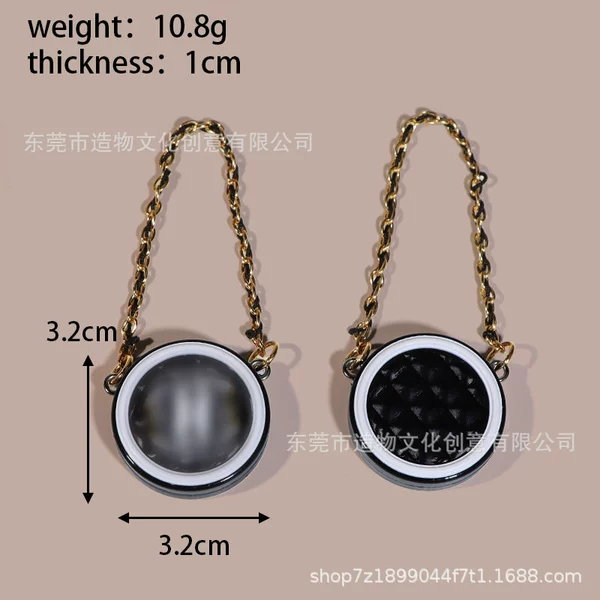 Round small sachet [black] leather rope style