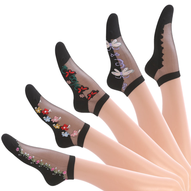 European and American popular women's short Crystal stockings spring and summer thin embroidered glass Silk women's socks middle-aged and elderly non-slip socks