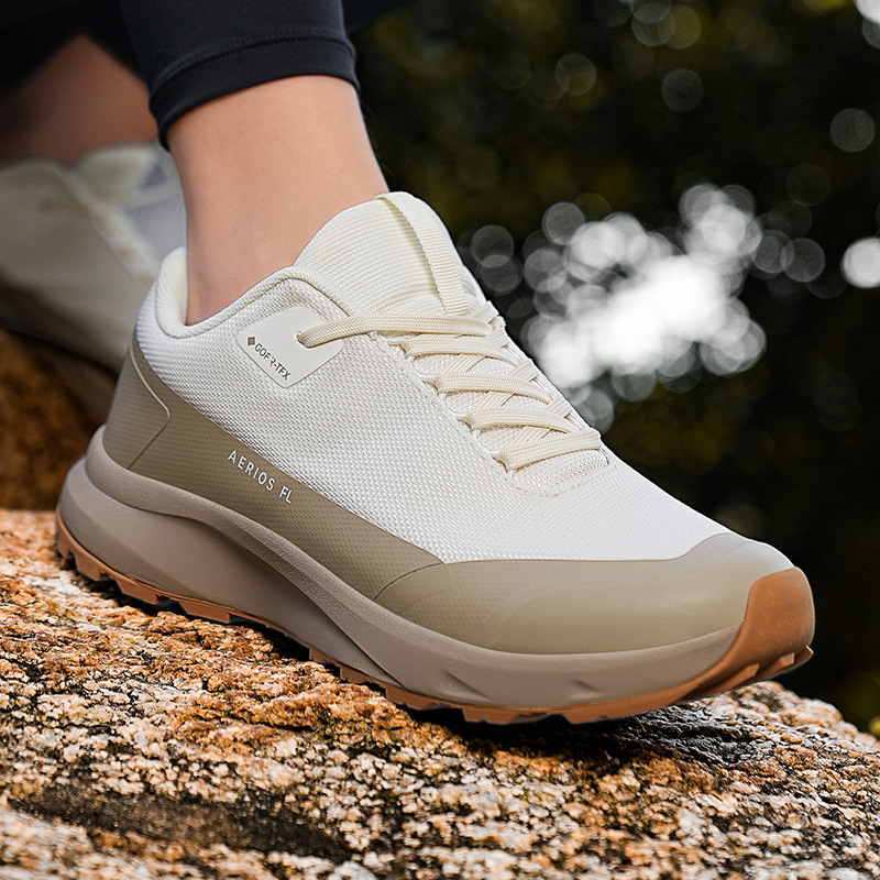 Zapatos de montaña al aire libre de invierno para hombres nuevos zapatos de montaña impermeables, antideslizantes y resistentes al desgaste, zapatos de montaña de tamaño 45