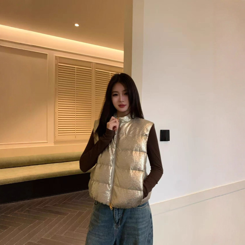 High-End Version in Stock by Duojia, Mongolian Style 25Fw Autumn and Winter New Gold-Thread down Vest for Women, Casual and Loose