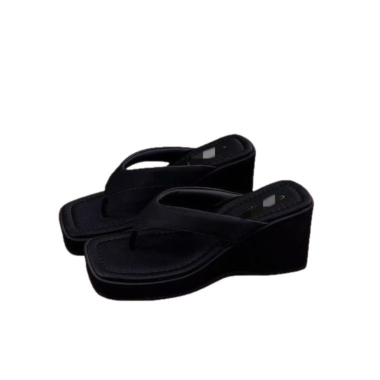 8CM tacones de pendiente de soleas gruesas de zapatillas en zigzag para mujeres de verano 06 nuevo estilo de vacaciones zapatillas de playa de cabeza cuadrada