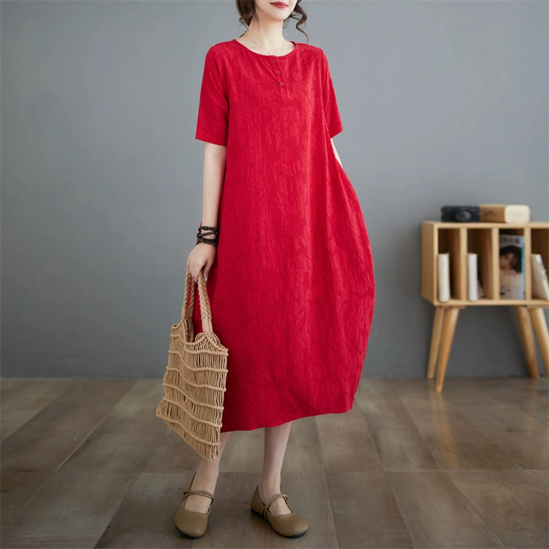 На самом деле спот 2025 новое летнее платье сплошного цвета