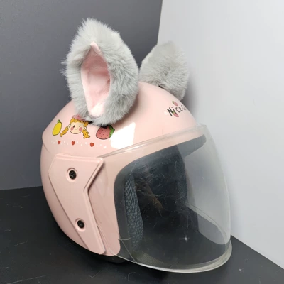 Motosiklet dəbilqələri, Ski Helmet Decoration Handmade - three-dimensional-gray-pink-cat-ears