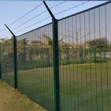 3D浸塑电焊网护栏板 墨绿色358机场护栏网带刀片线 358密纹护栏网